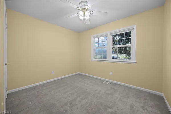 $300,000 | 304 Eastway Lane, Graham, NC 27253