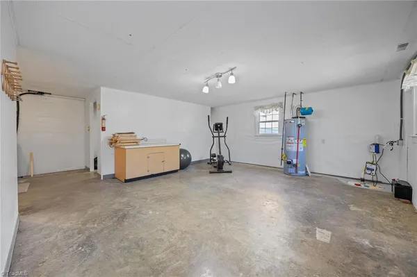 $300,000 | 304 Eastway Lane, Graham, NC 27253