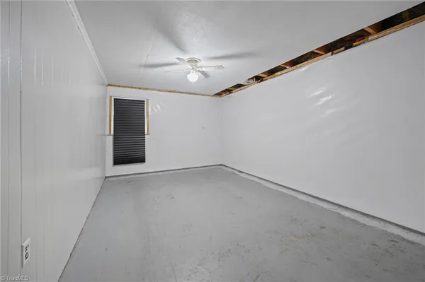 $300,000 | 304 Eastway Lane, Graham, NC 27253