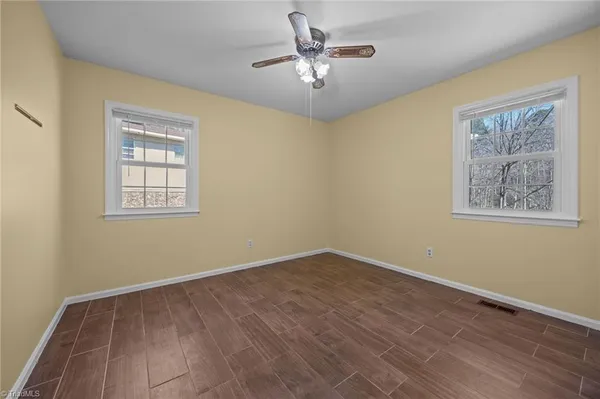$300,000 | 304 Eastway Lane, Graham, NC 27253