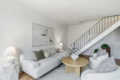 $515,000 | 5727 Playa Del Rey, Unit 3, San Jose, CA 95123