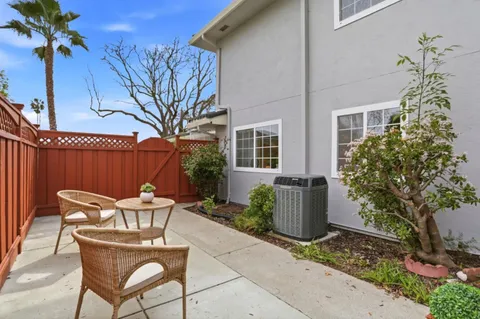 $515,000 | 5727 Playa Del Rey, Unit 3, San Jose, CA 95123