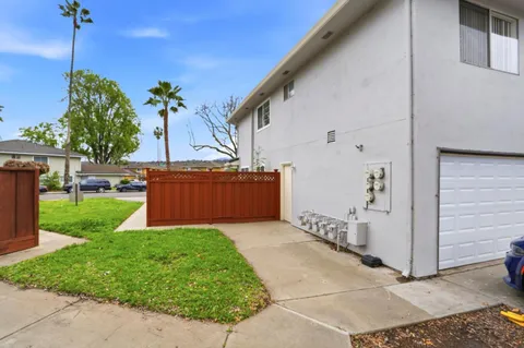 $515,000 | 5727 Playa Del Rey, Unit 3, San Jose, CA 95123