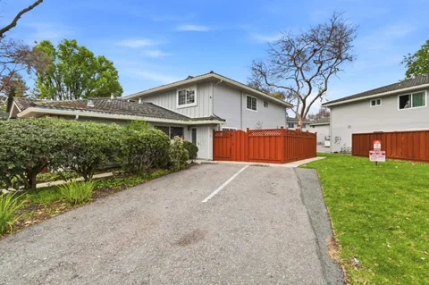 $515,000 | 5727 Playa Del Rey, Unit 3, San Jose, CA 95123