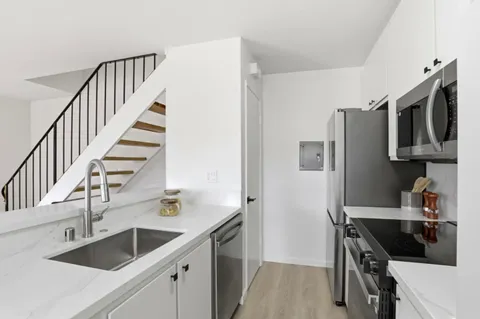 $515,000 | 5727 Playa Del Rey, Unit 3, San Jose, CA 95123