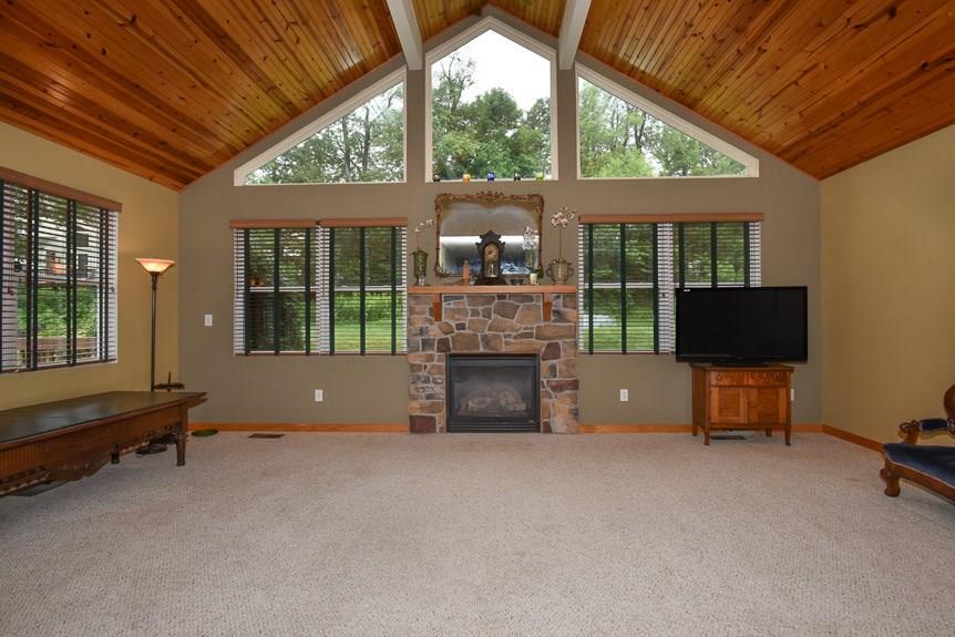 2409 South Ridge Place Hidden Valley, PA 15502 - Photo 2 of 25 Gallery Image 2