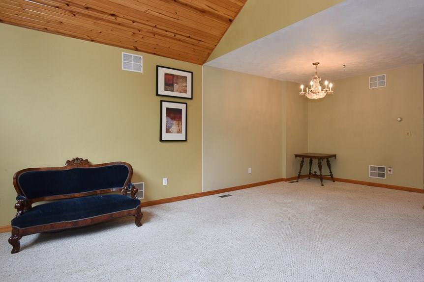2409 South Ridge Place Hidden Valley, PA 15502 - Photo 4 of 25 Gallery Image 4