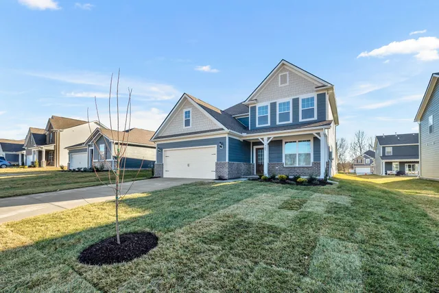 a house view with a outdoor space