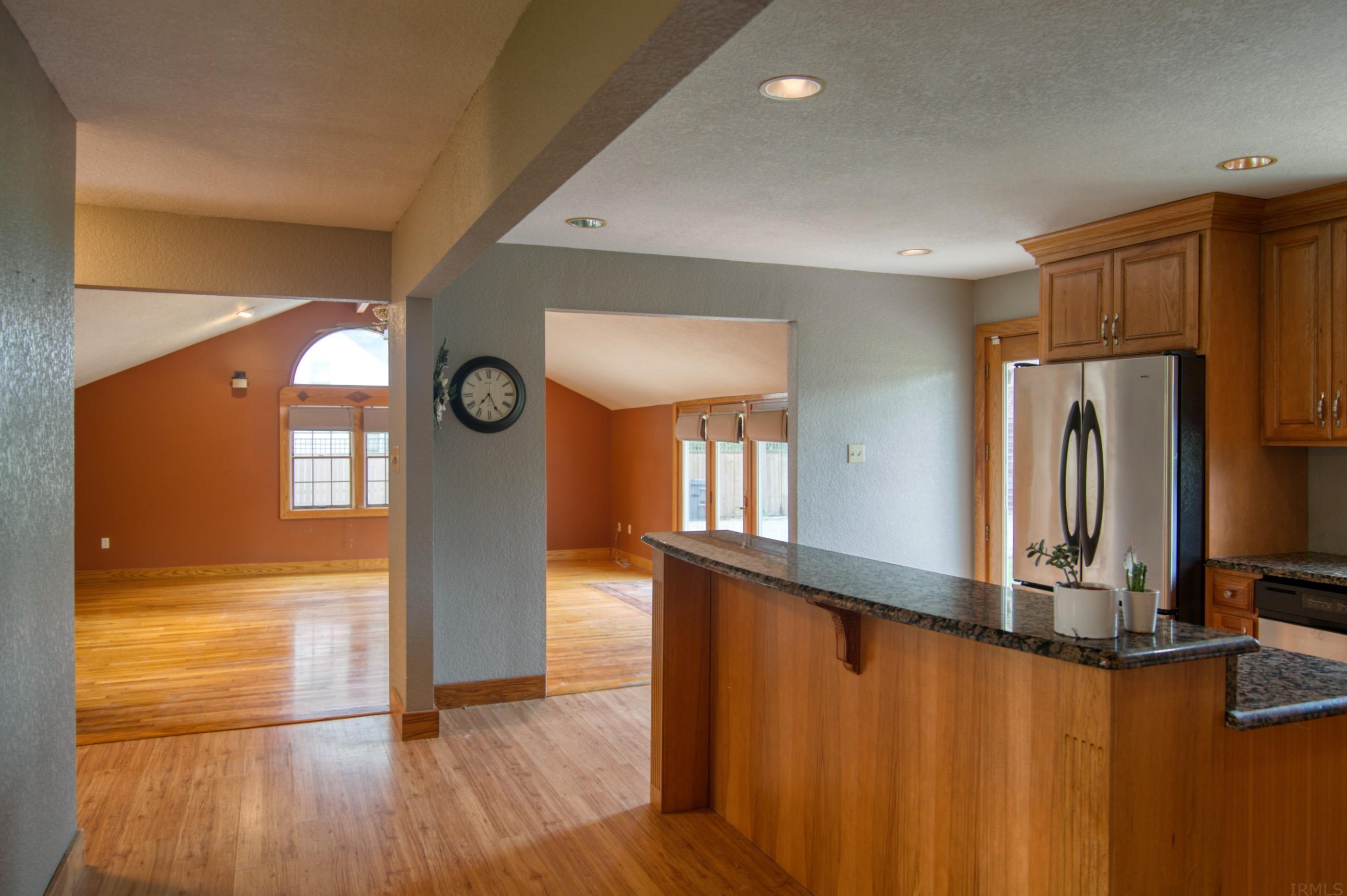 2516 Beineke Road Fort Wayne, IN 46808 - Photo 13 of 29