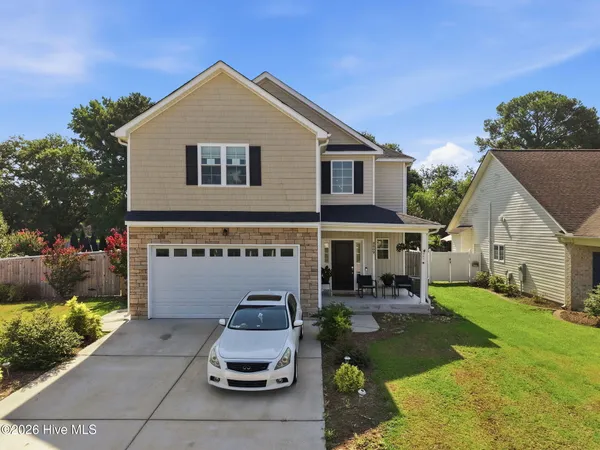 $324,900 | 3809 Ashcroft Drive, Winterville, NC 28590