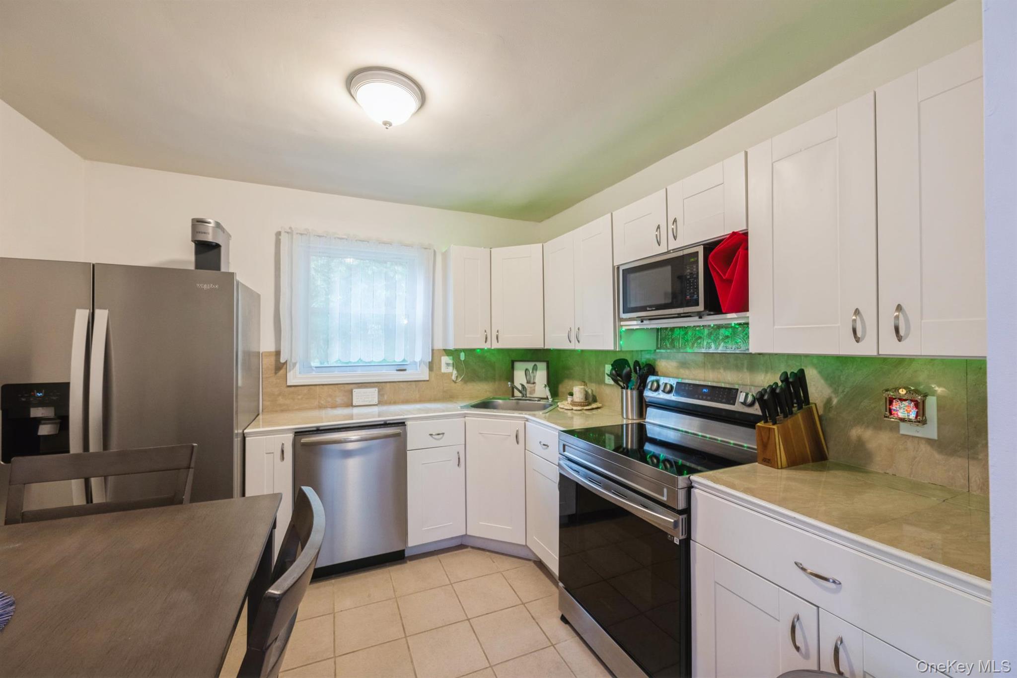 127 Hallock Landing Road Rocky Point, NY 11778 - Photo 7 of 17