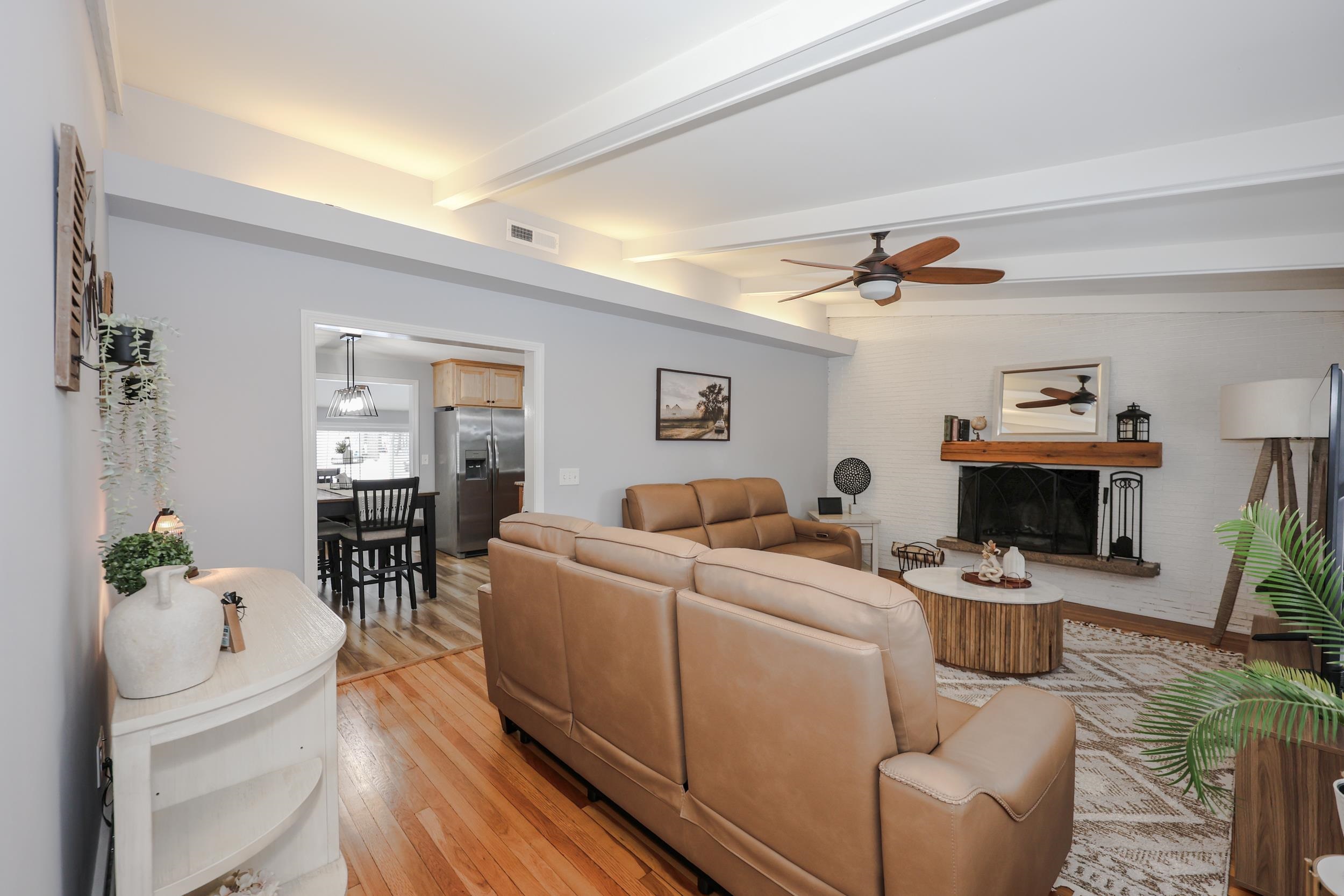 2052 Lake Shore Road Manchester, NH 03109 - Photo 11 of 43