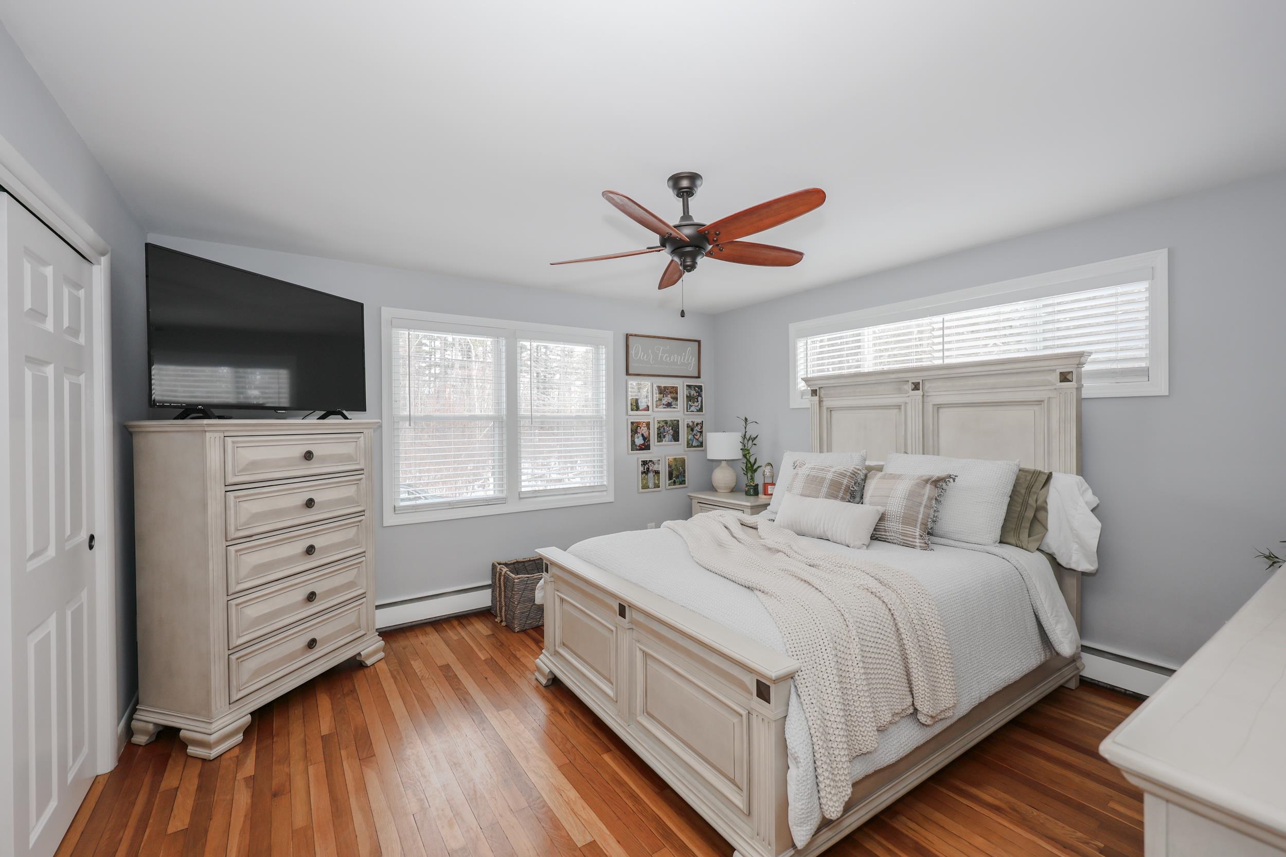 2052 Lake Shore Road Manchester, NH 03109 - Photo 14 of 43