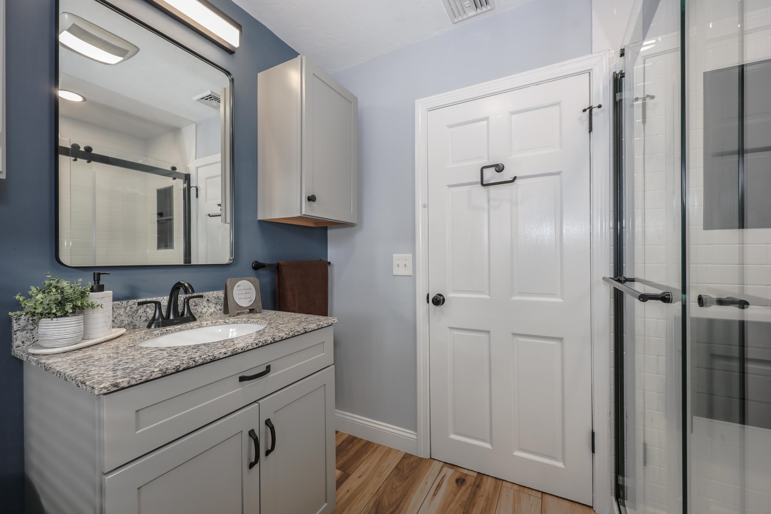 2052 Lake Shore Road Manchester, NH 03109 - Photo 20 of 43