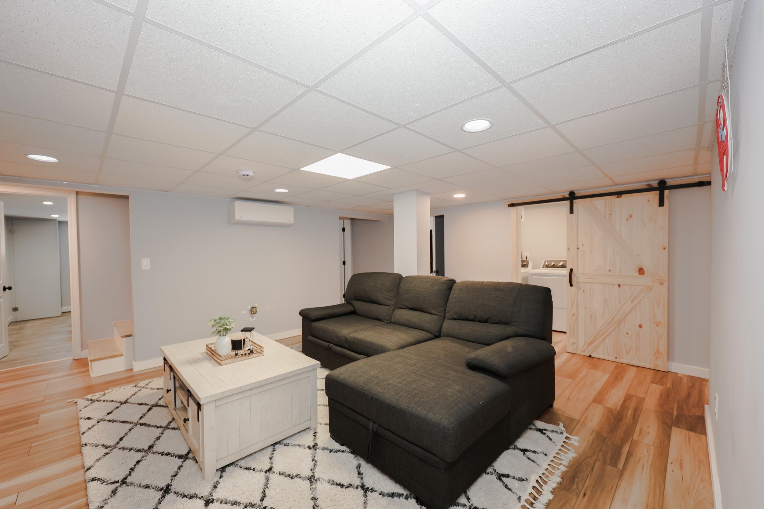 2052 Lake Shore Road Manchester, NH 03109 - Photo 31 of 43