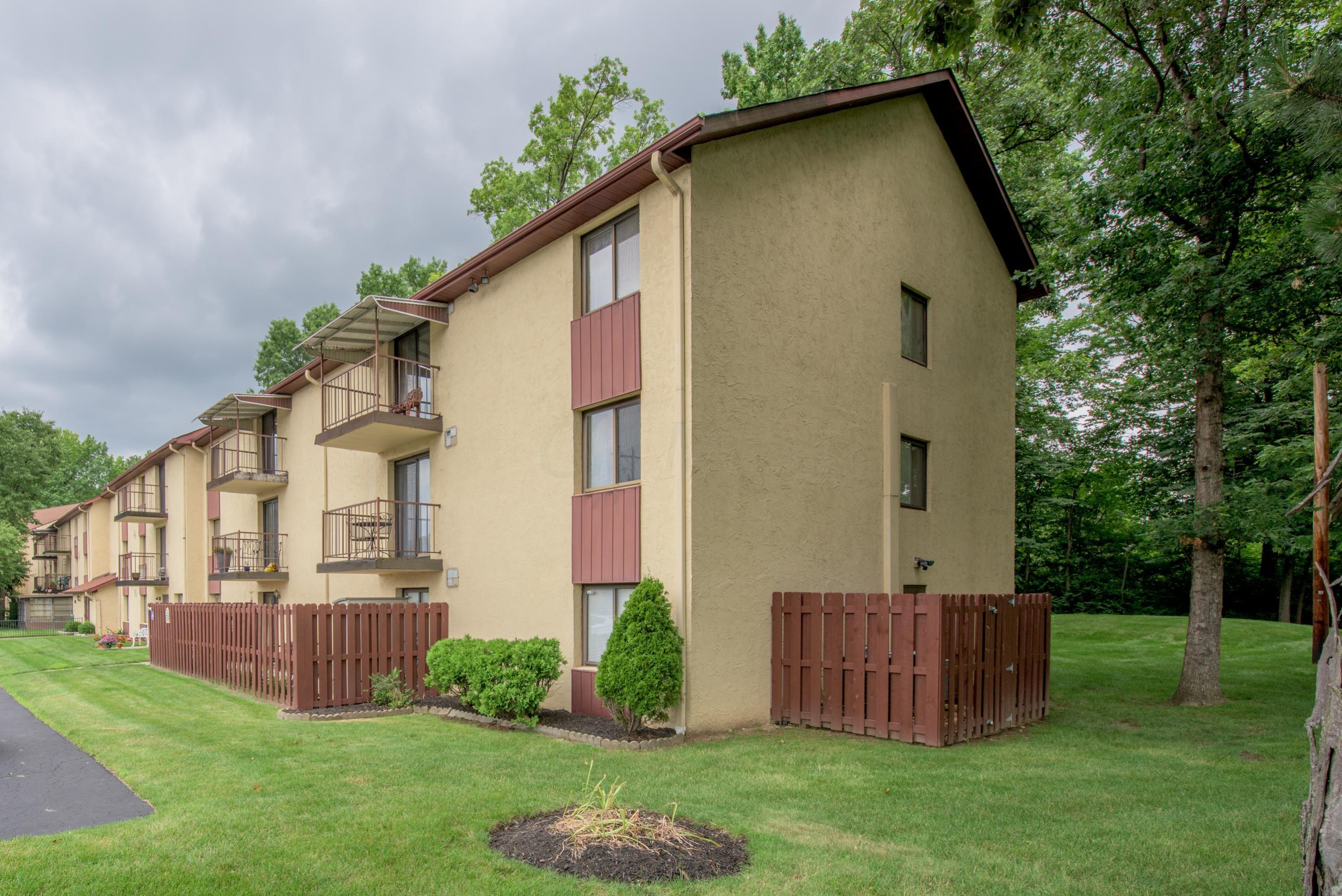4115 Karl Road, Unit 301 Columbus, OH 43224 - Photo 1 of 25 Gallery Image 1