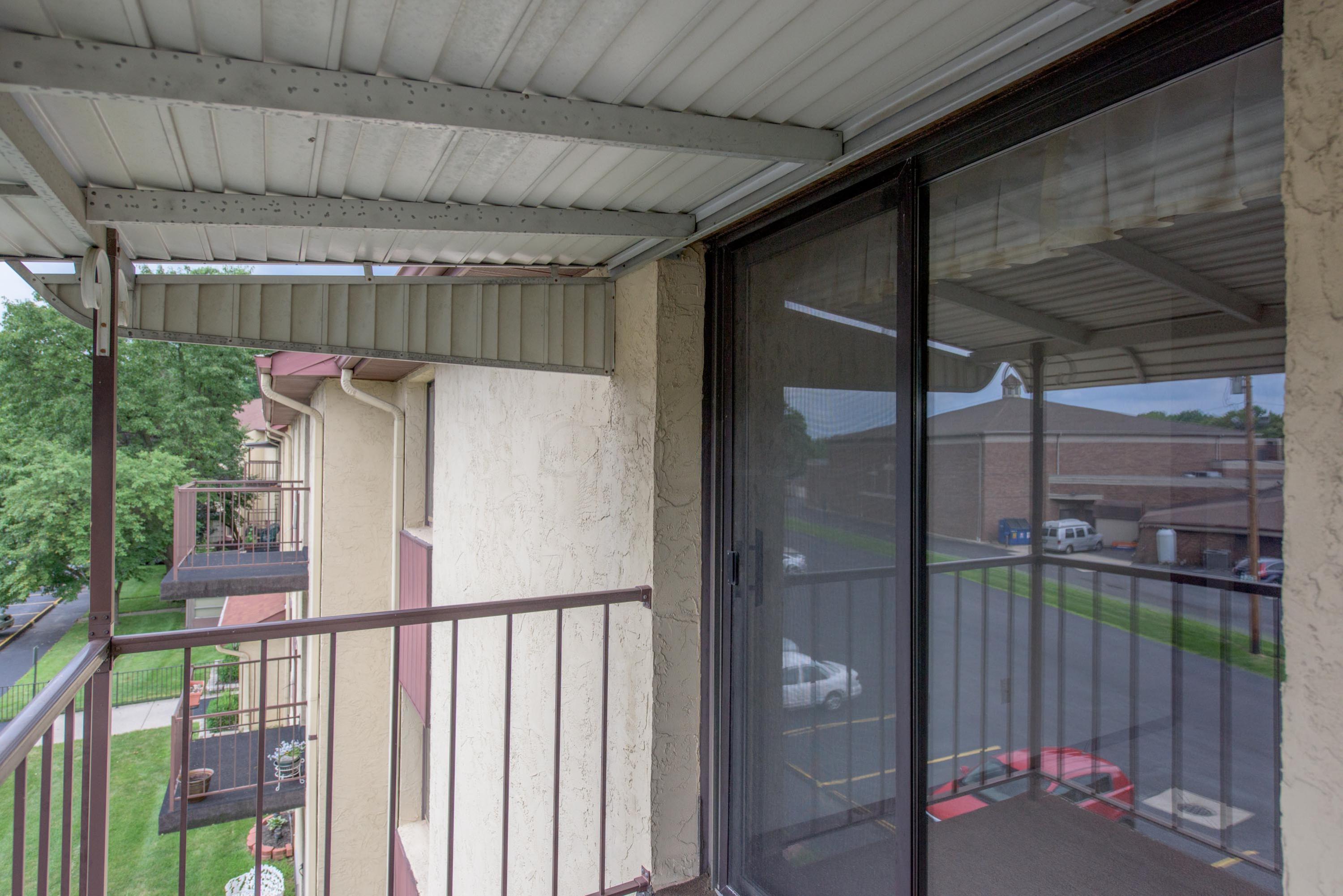 4115 Karl Road, Unit 301 Columbus, OH 43224 - Photo 12 of 25 Gallery Image 12