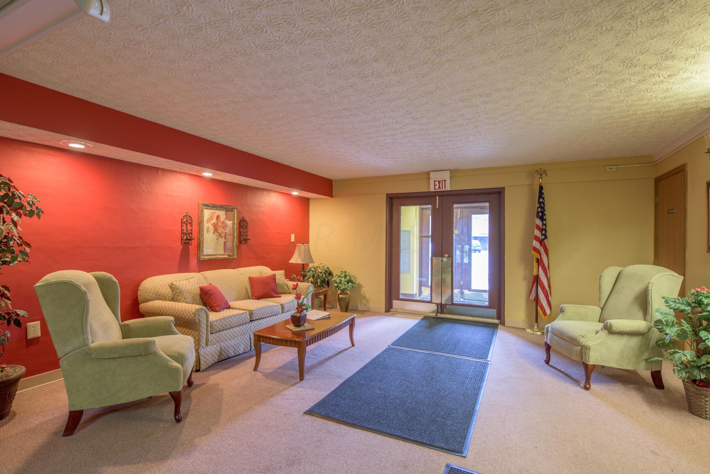 4115 Karl Road, Unit 301 Columbus, OH 43224 - Photo 24 of 25 Gallery Image 24
