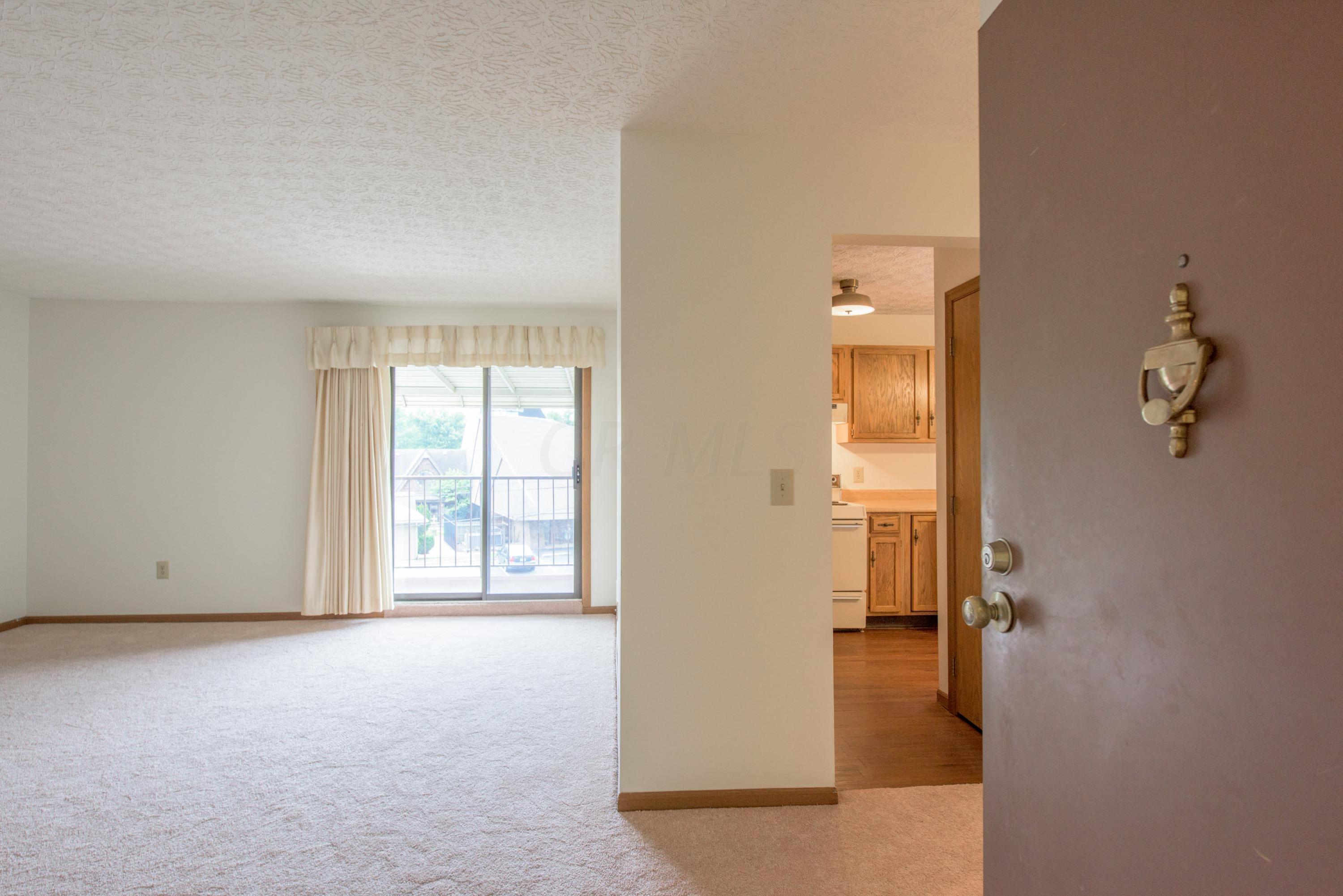 4115 Karl Road, Unit 301 Columbus, OH 43224 - Photo 3 of 25 Gallery Image 3
