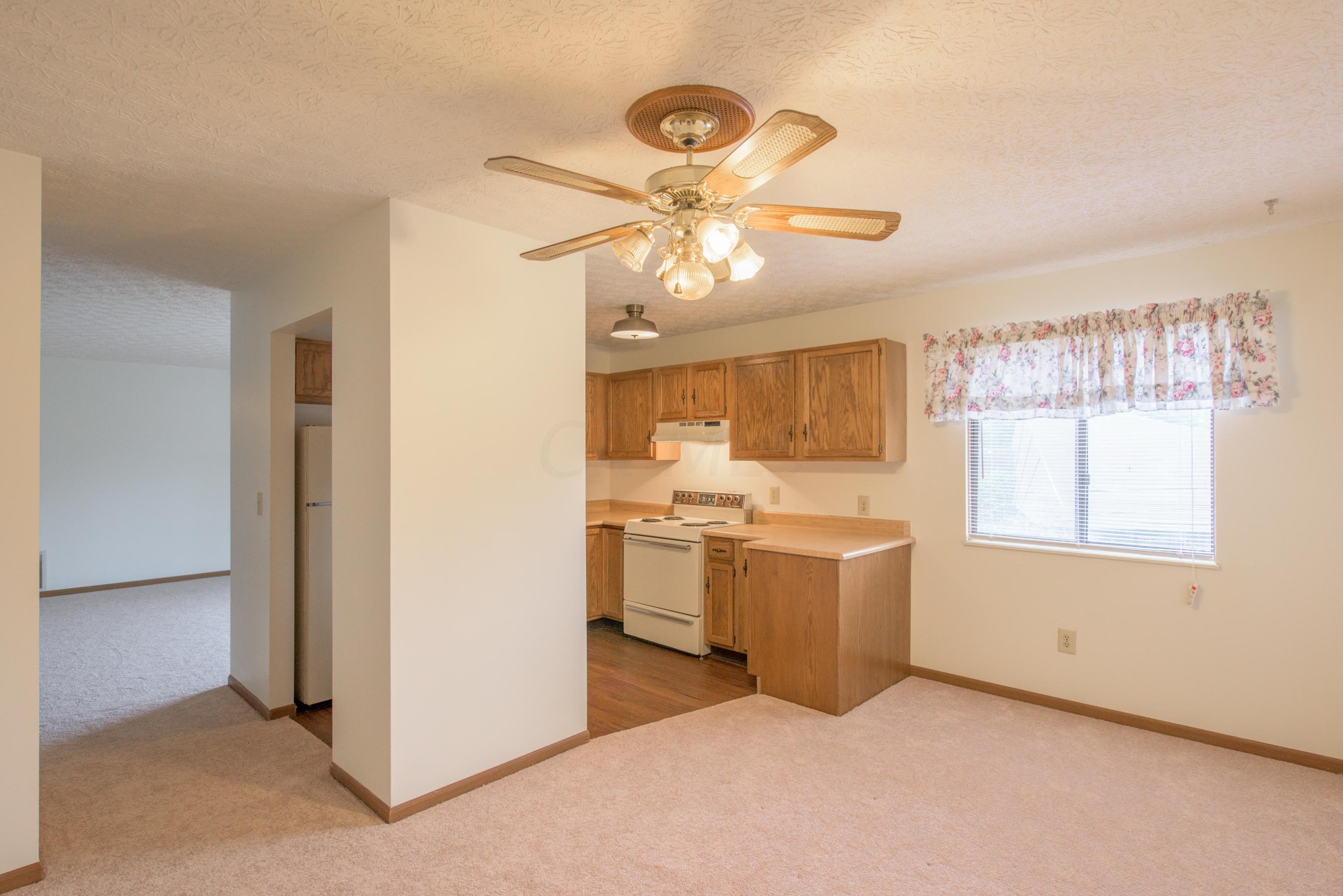 4115 Karl Road, Unit 301 Columbus, OH 43224 - Photo 6 of 25 Gallery Image 6