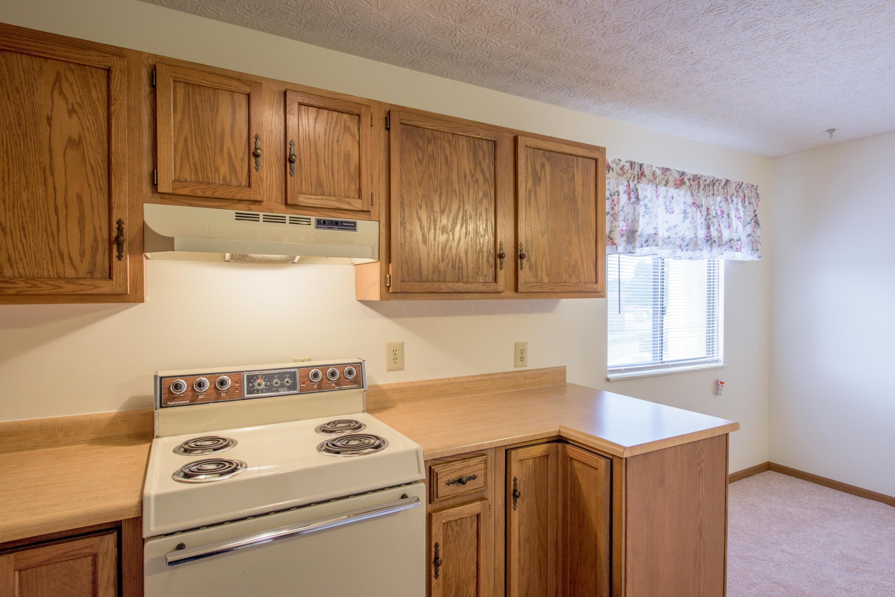 4115 Karl Road, Unit 301 Columbus, OH 43224 - Photo 8 of 25 Gallery Image 8