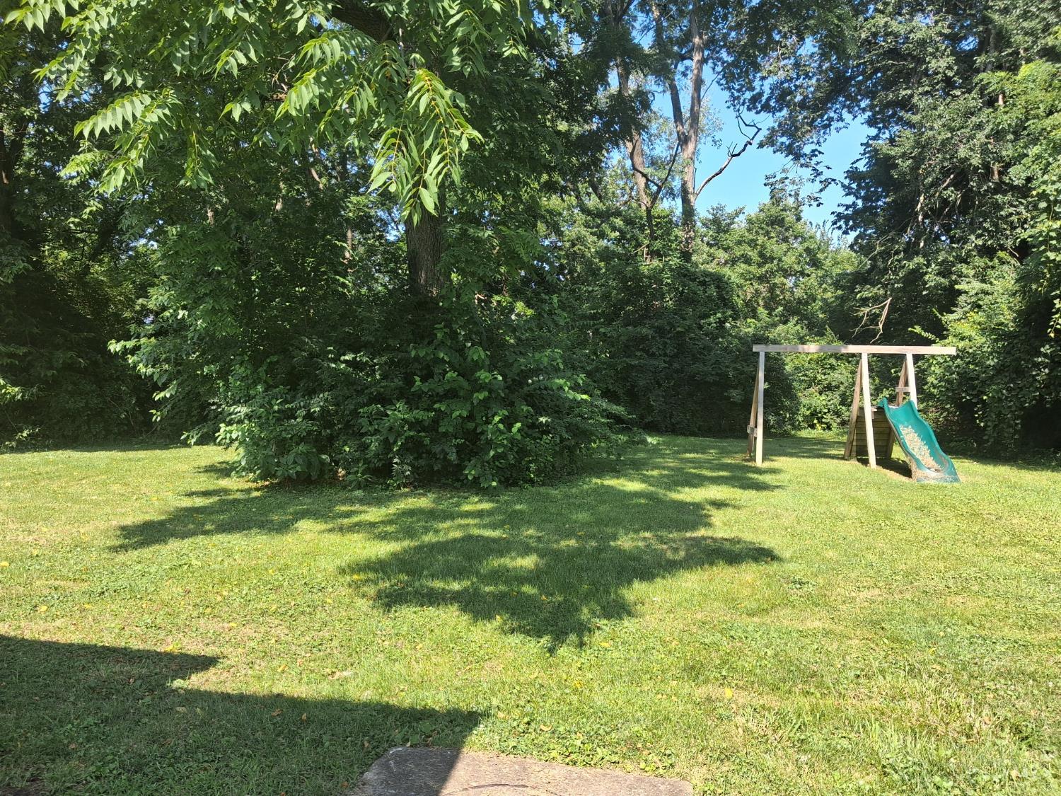 112 Curryer Road Middletown, OH 45042 - Photo 5 of 6 Gallery Image 5