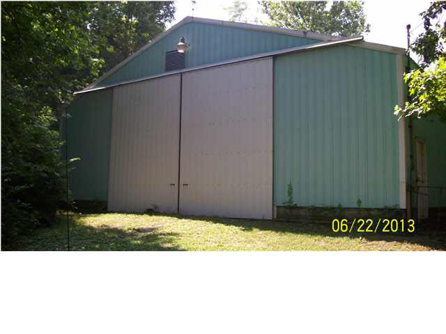 6145 Overpass Road Mount Vernon, IN 47620 - Photo 4 of 28 Gallery Image 4