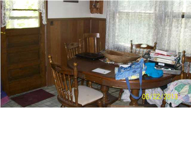 6145 Overpass Road Mount Vernon, IN 47620 - Photo 10 of 28 Gallery Image 10