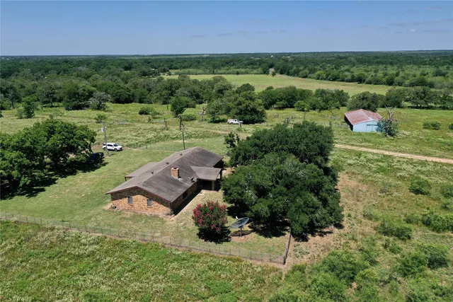 $849,999 | 4410 Farm To Market 1115 Flatonia Tx 78959, Waelder, TX 78959