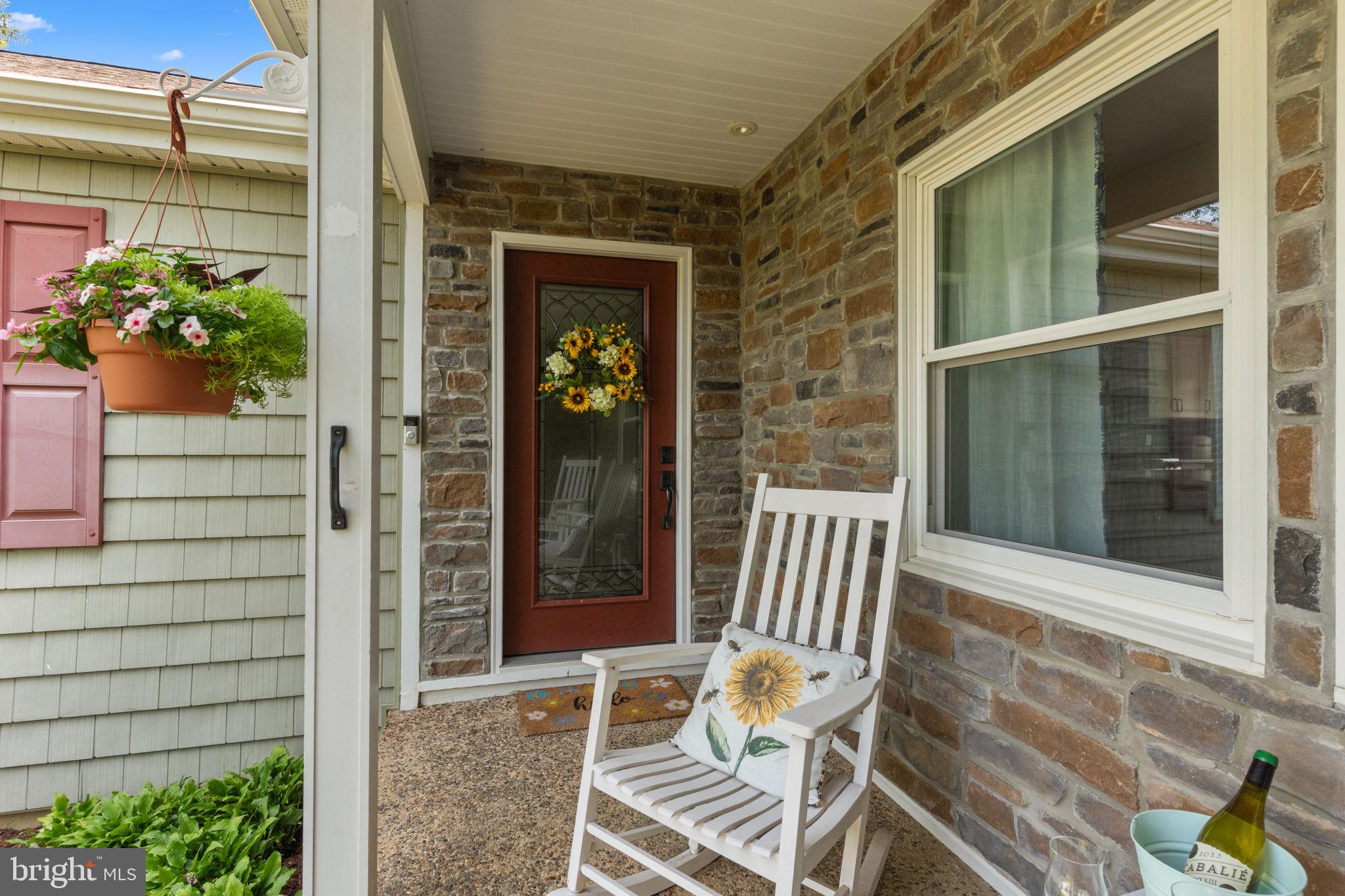 410 Island Road Columbus, NJ 08022 - Photo 2 of 43 a view of a door and chair in the balcony