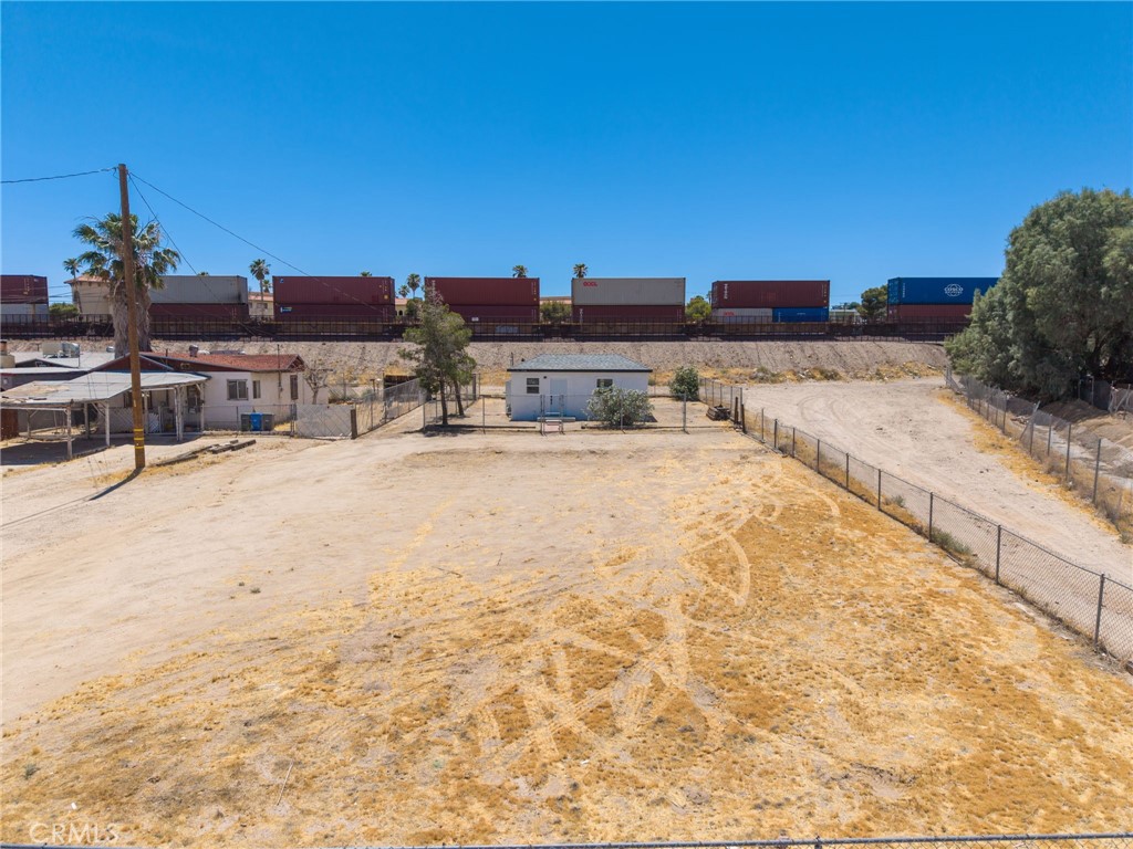 1574 Riverside Drive Barstow, CA 92311 - Photo 27 of 32 Front of the house with parcel included