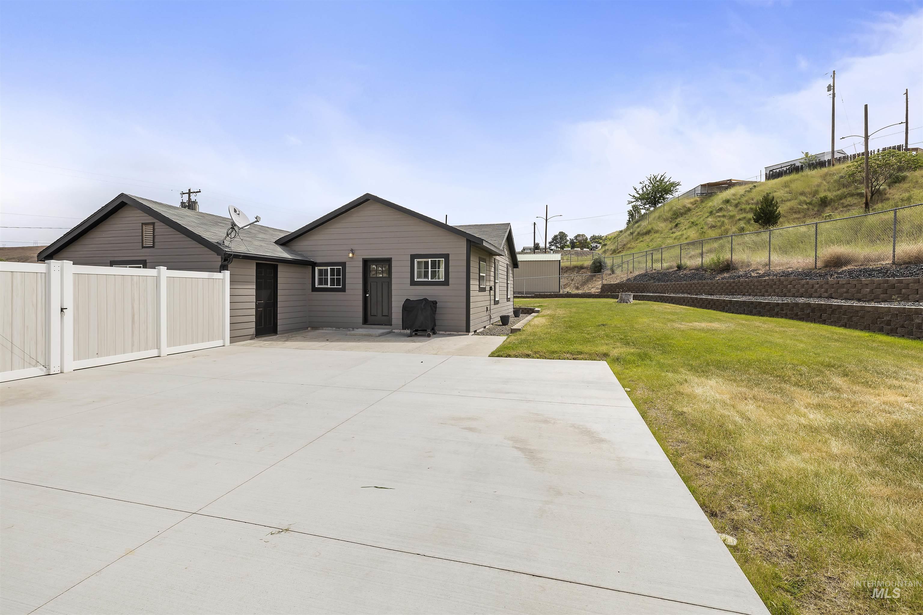 105 Meador Street Asotin, WA 99402 - Photo 23 of 28