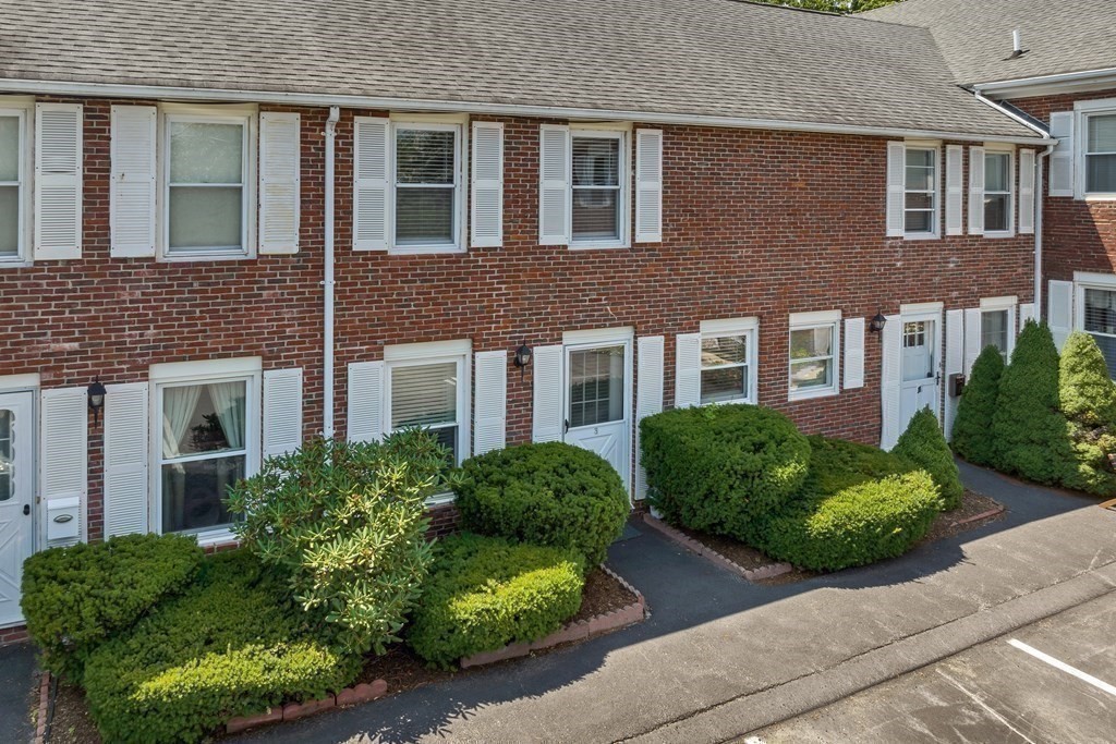 3 River Street, Unit 3 Exeter, NH 03833 - Photo 4 of 37 Gallery Image 4