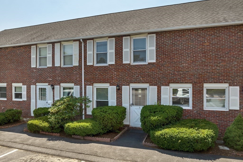3 River Street, Unit 3 Exeter, NH 03833 - Photo 5 of 37 Gallery Image 5