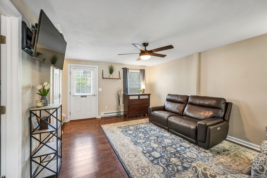 3 River Street, Unit 3 Exeter, NH 03833 - Photo 7 of 37 Gallery Image 7