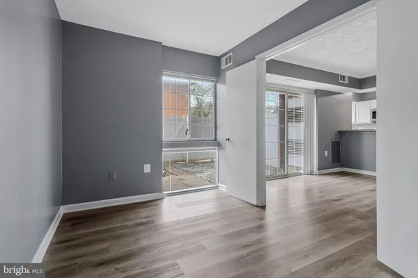 $269,000 | 5613 Franconia Road, Unit 103, Alexandria, VA 22310