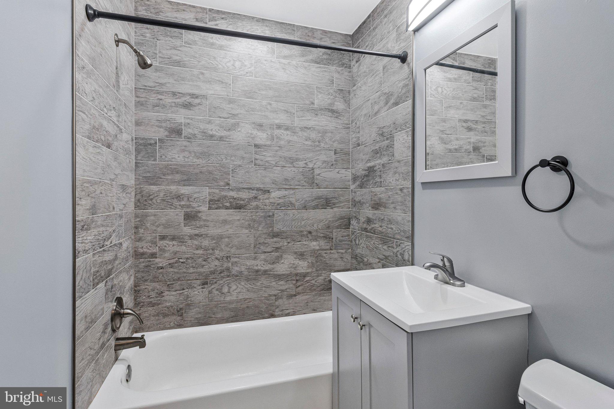 5613 Franconia Road, Unit 103 Alexandria, VA 22310 - Photo 15 of 30