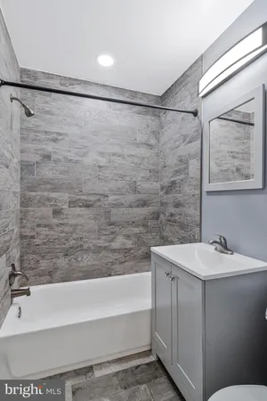 $269,000 | 5613 Franconia Road, Unit 103, Alexandria, VA 22310