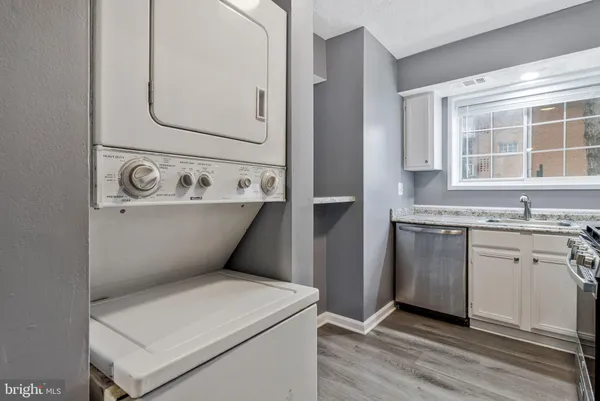 $269,000 | 5613 Franconia Road, Unit 103, Alexandria, VA 22310