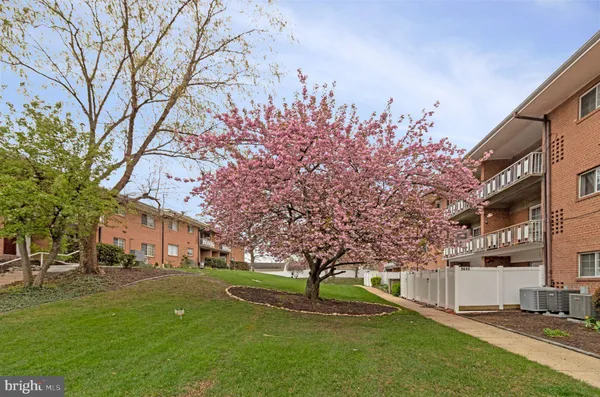 $269,000 | 5613 Franconia Road, Unit 103, Alexandria, VA 22310