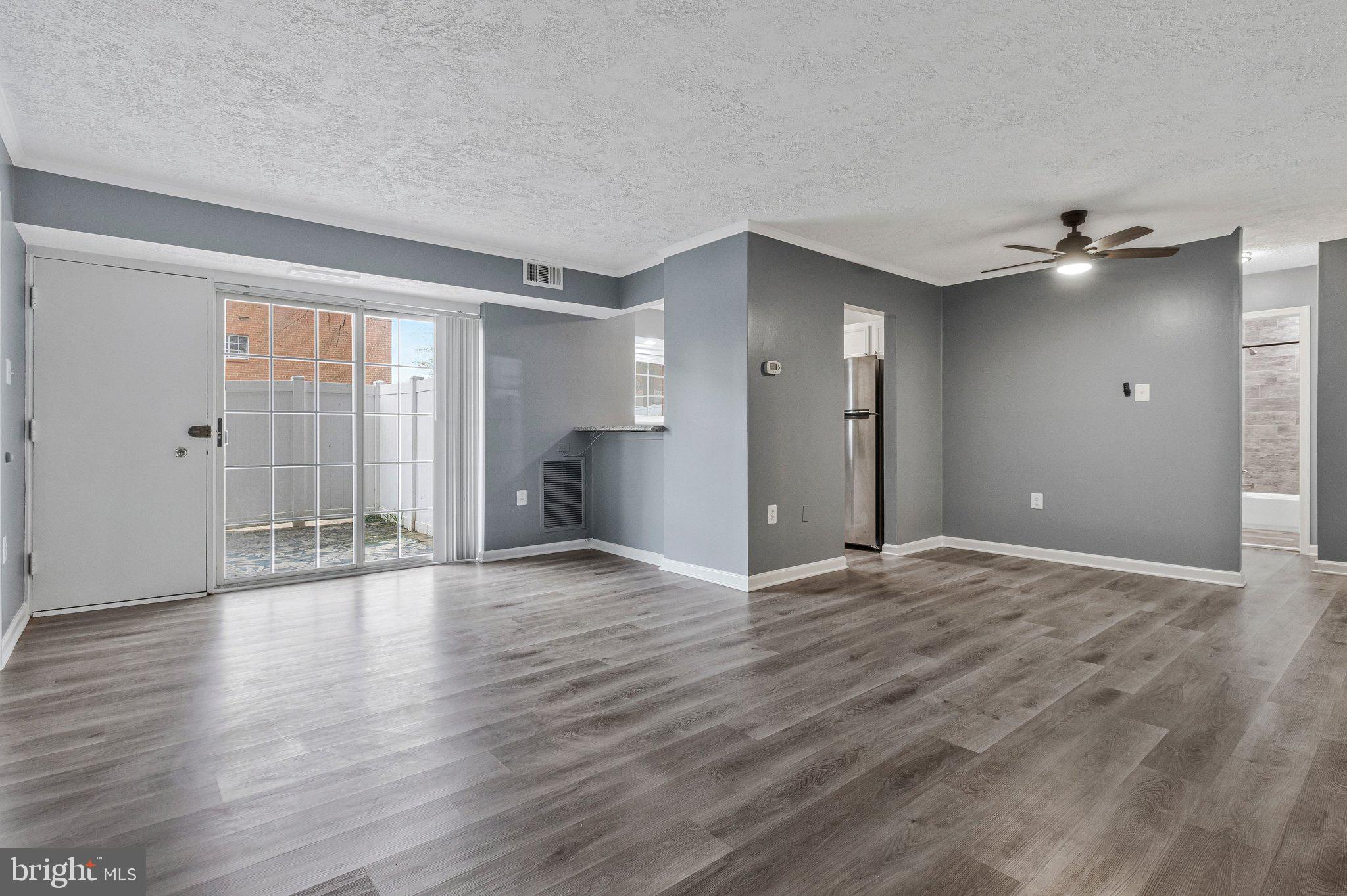 5613 Franconia Road, Unit 103 Alexandria, VA 22310 - Photo 8 of 30