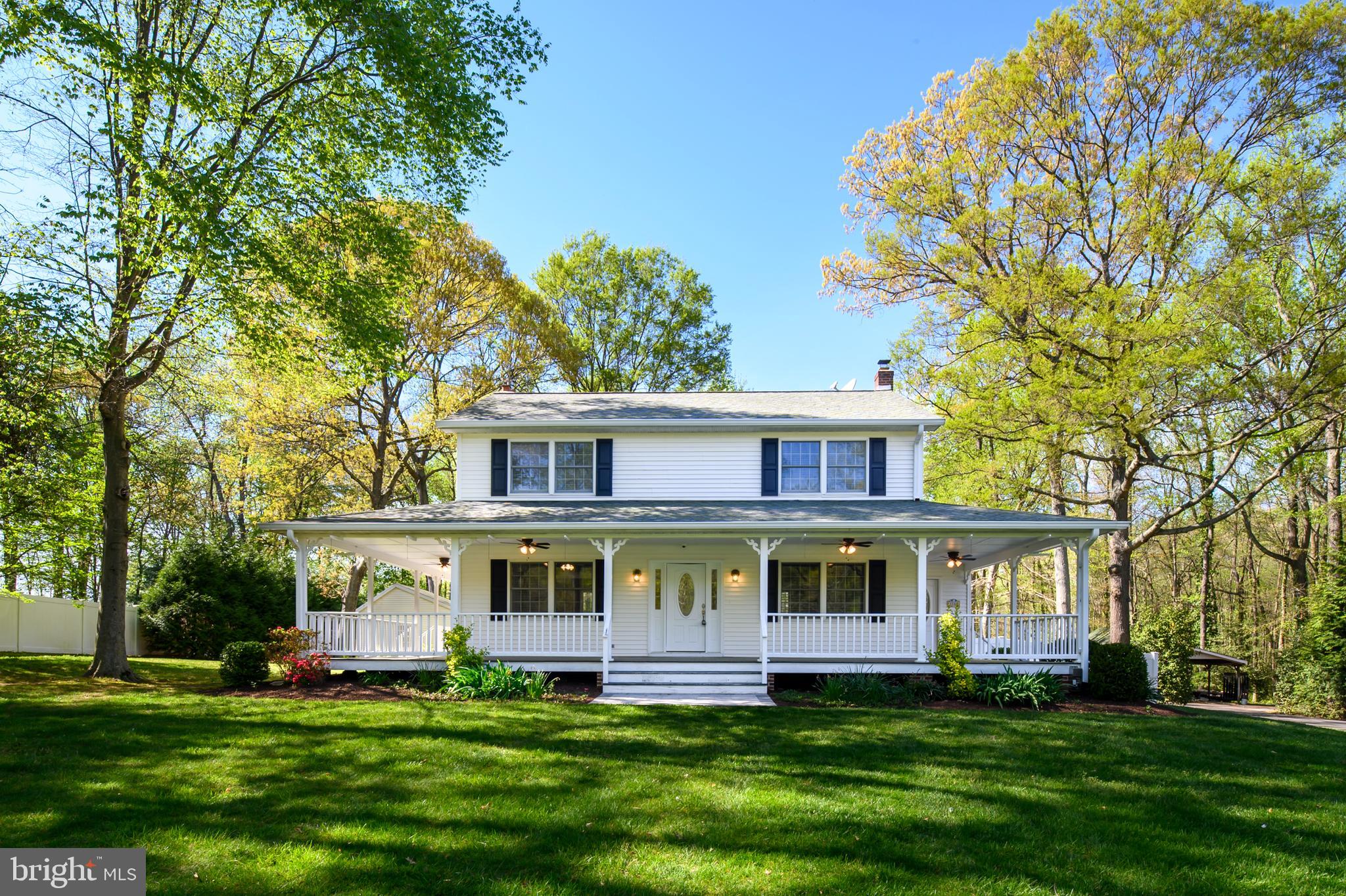 1162 Carrs Wharf Road Edgewater, MD 21037 - Photo 3 of 49 Timeless charm!