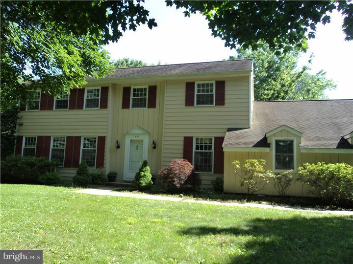 655 Nancy Road Yardley, PA 19067 - Photo 1 of 20 Front Yard