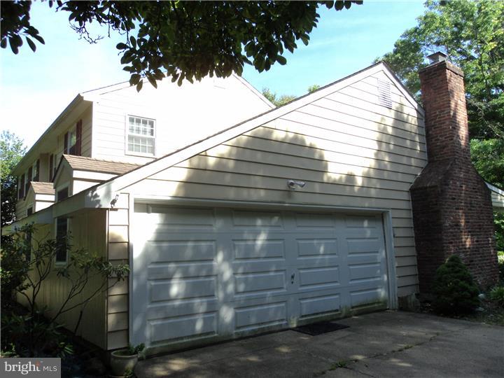 655 Nancy Road Yardley, PA 19067 - Photo 3 of 20 Gallery Image 3