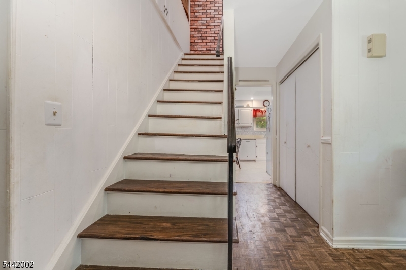 270 Andersen Road Milford, NJ 08848 - Photo 3 of 19