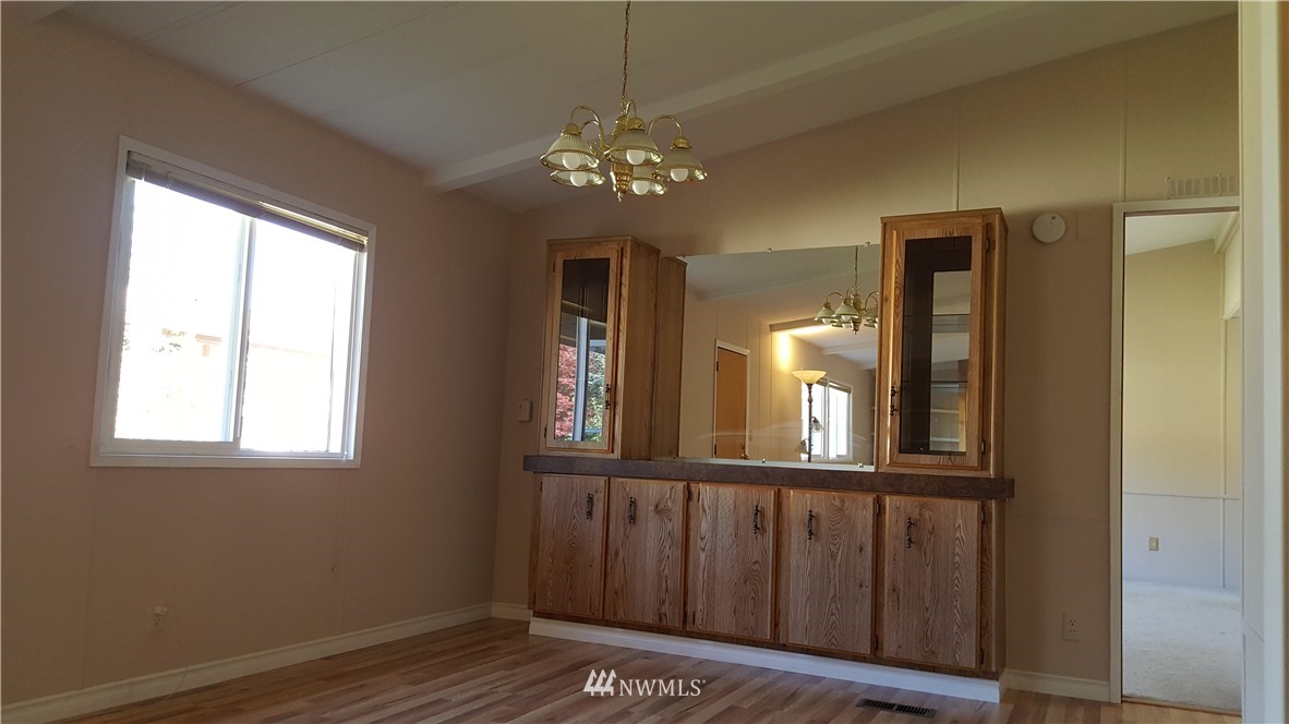 23632 North Lake Circle Bothell, WA 98021 - Photo 14 of 25