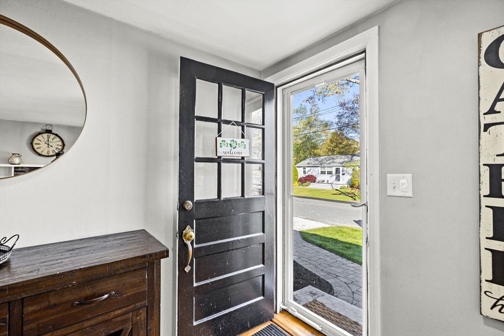 49 Hawley Road Scituate, MA 02066 - Photo 3 of 32 Gallery Image 3