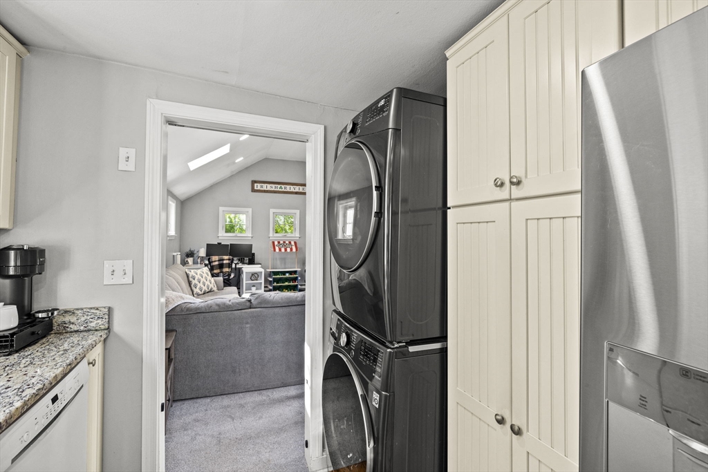 49 Hawley Road Scituate, MA 02066 - Photo 8 of 32 Gallery Image 8