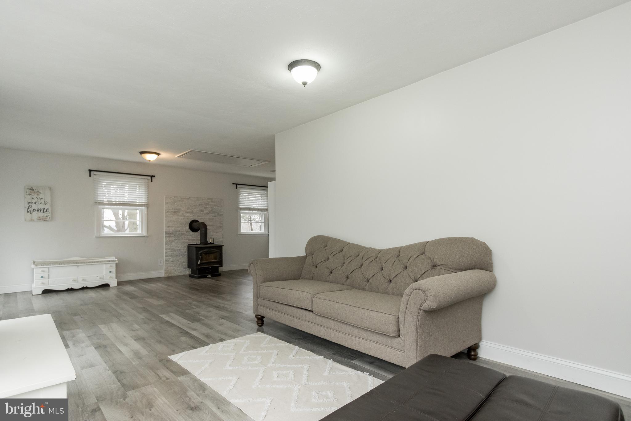 7910 Bennett Branch Road Mount Airy, MD 21771 - Photo 32 of 61 Family Room / In-Law Suite