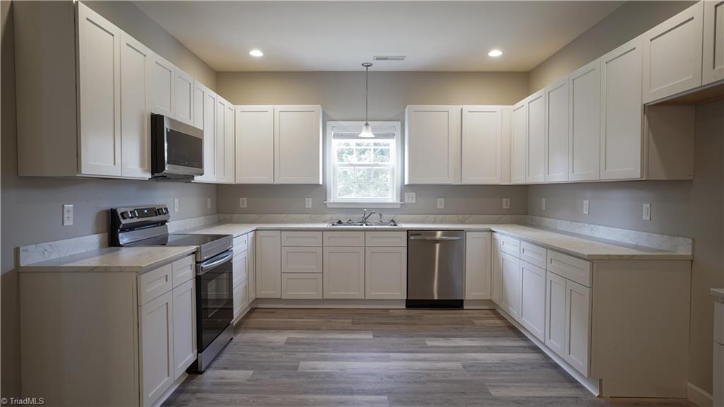 508 Barnsdale Ridge Road Kernersville, NC 27284 - Photo 14 of 36 Gallery Image 14